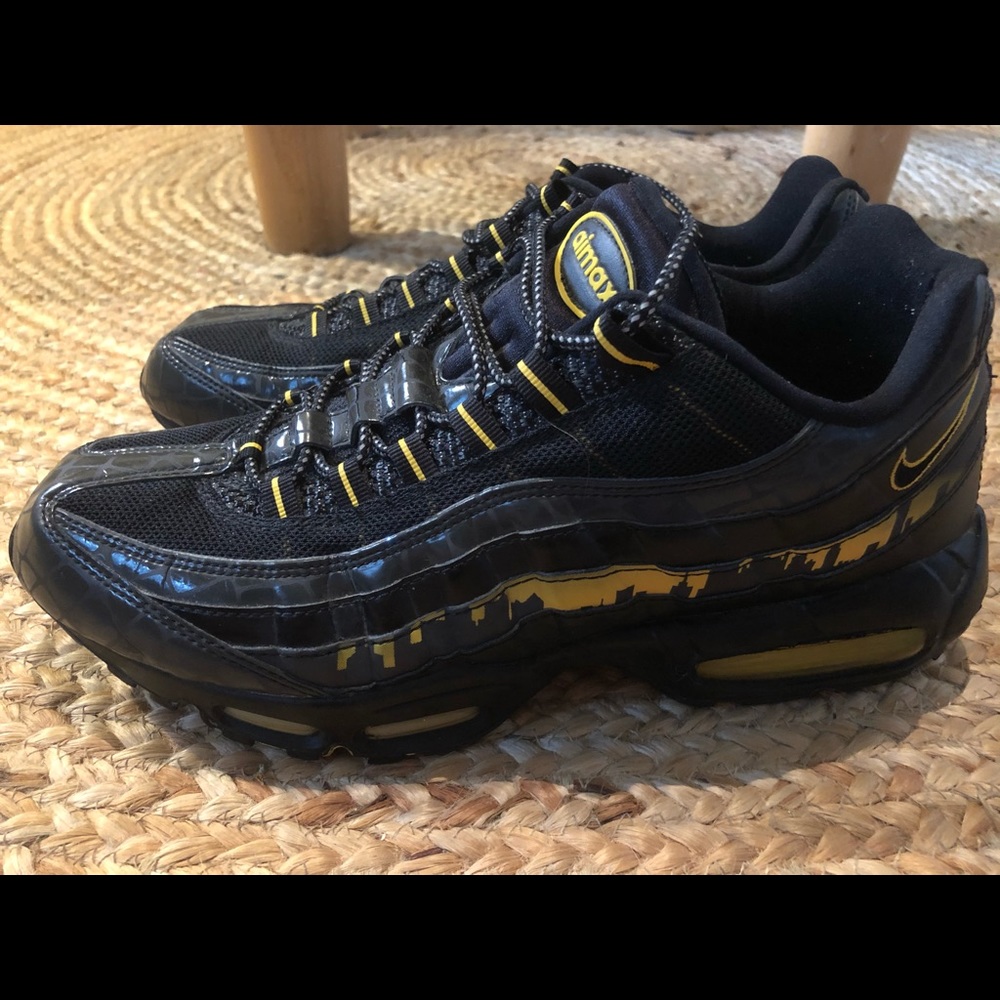 Air Max 95 NYC Blackout
